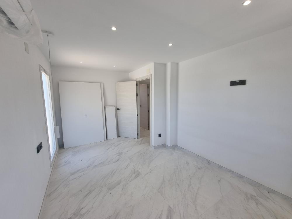  te koop villa Tres Cales Baix Ebre 12