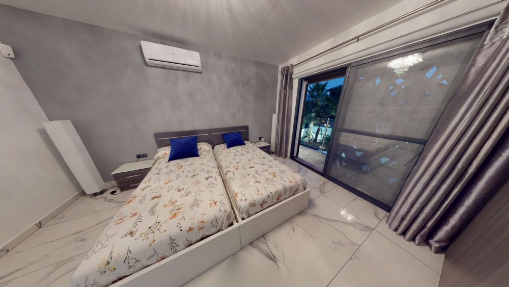 te koop villa Tres Cales Baix Ebre 36