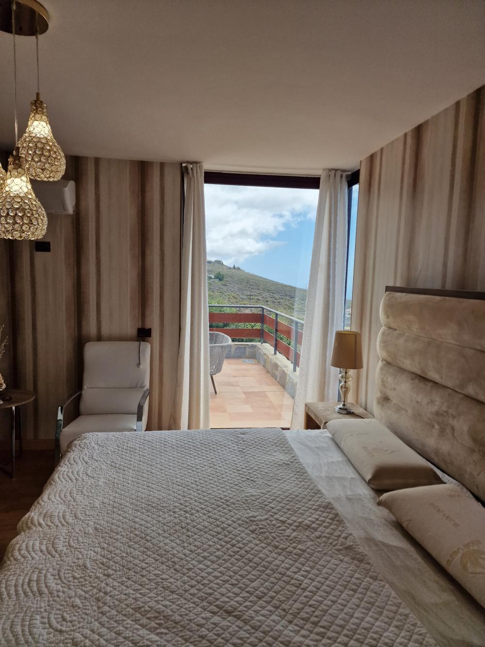  te koop villa Los Menores Zona Sur 1