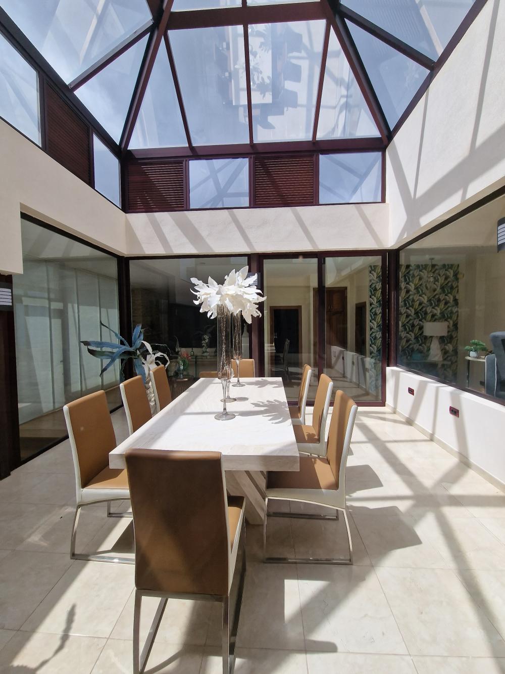  te koop villa Los Menores Zona Sur 25