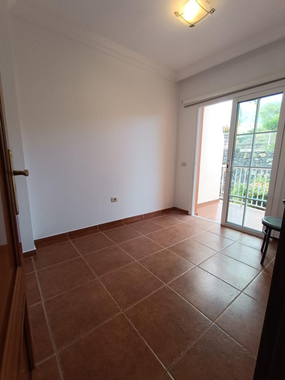  te koop twee-onder-een-kapwoning Santa Úrsula Zona Norte 16