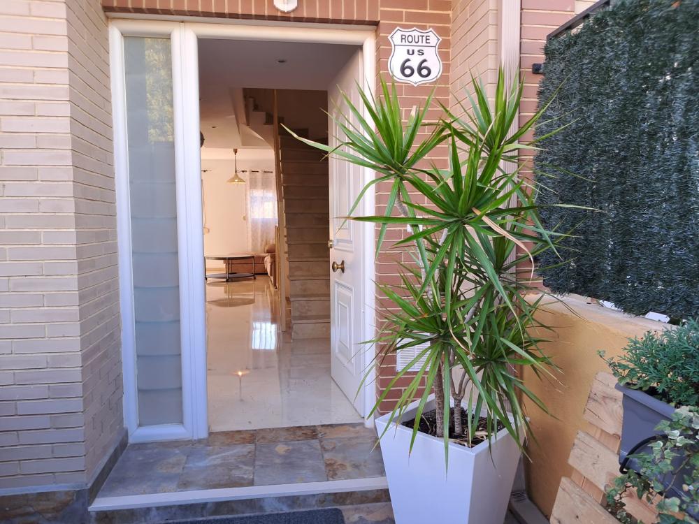  te koop rijtjeshuis San Antonio De Benagéber Camp De Túria 3