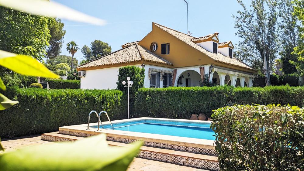  te koop villa Alcalá De Guadaira Metropolitana De Sevilla 1