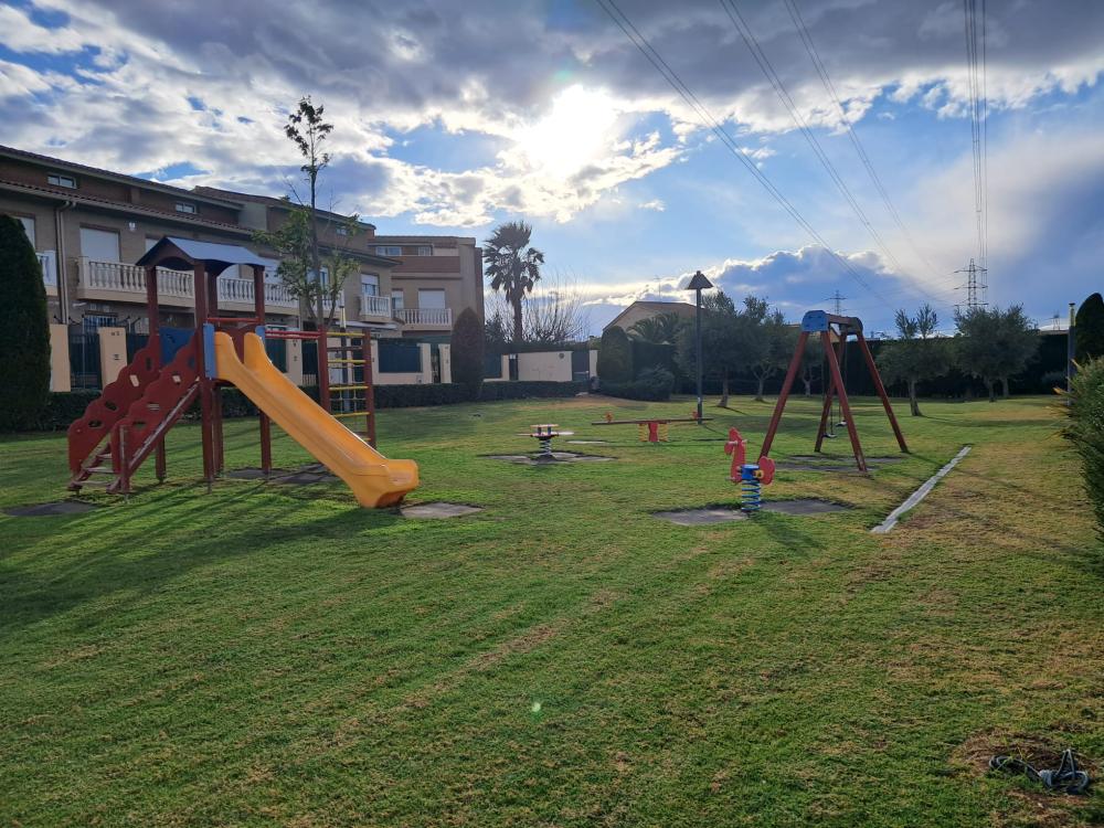  te koop rijtjeshuis San Antonio De Benagéber Camp De Túria 9