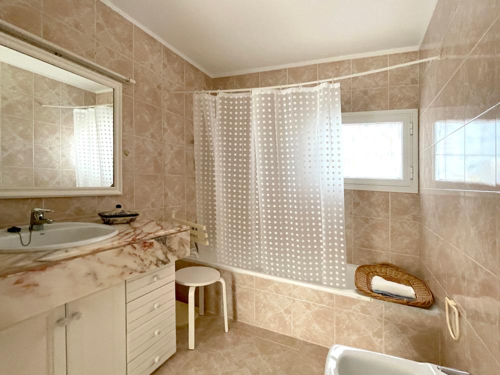  te koop villa San Eugenio Zona Sur 25