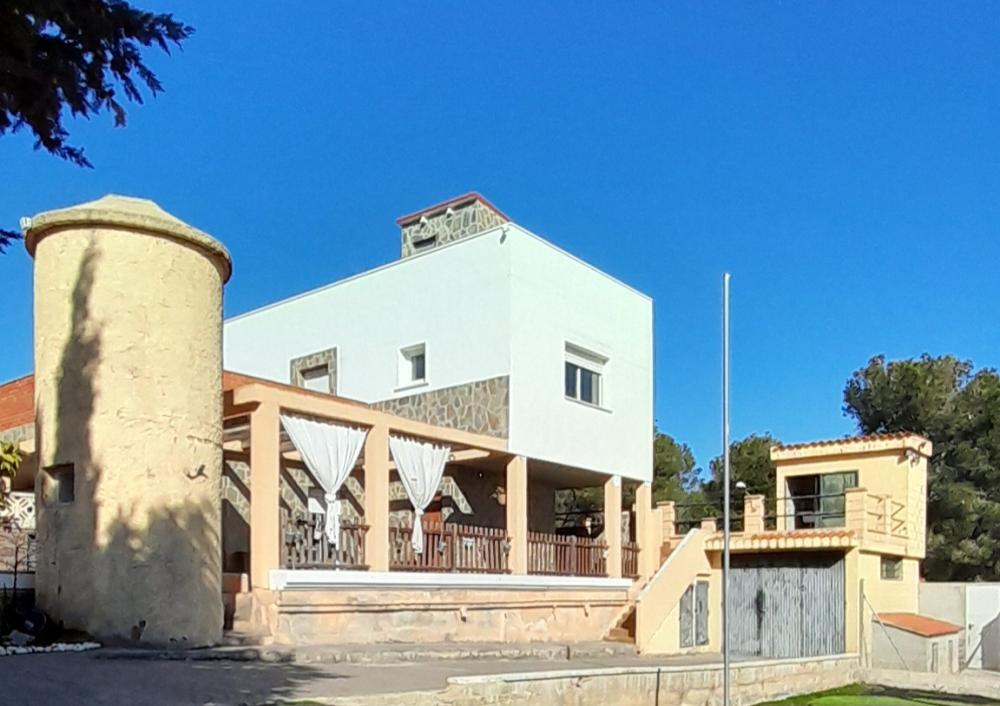  te koop villa Mas Mateu Baix Penedès 34