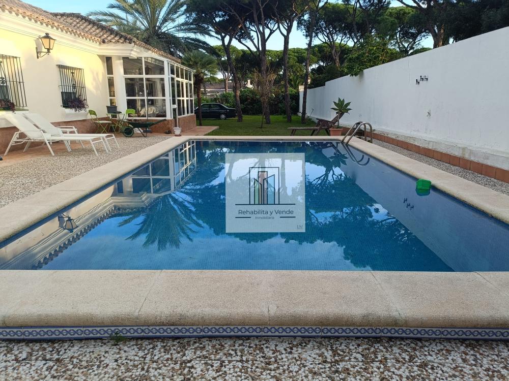  te koop villa La Barrosa-Sancti Petri Bahía De Cádiz 3
