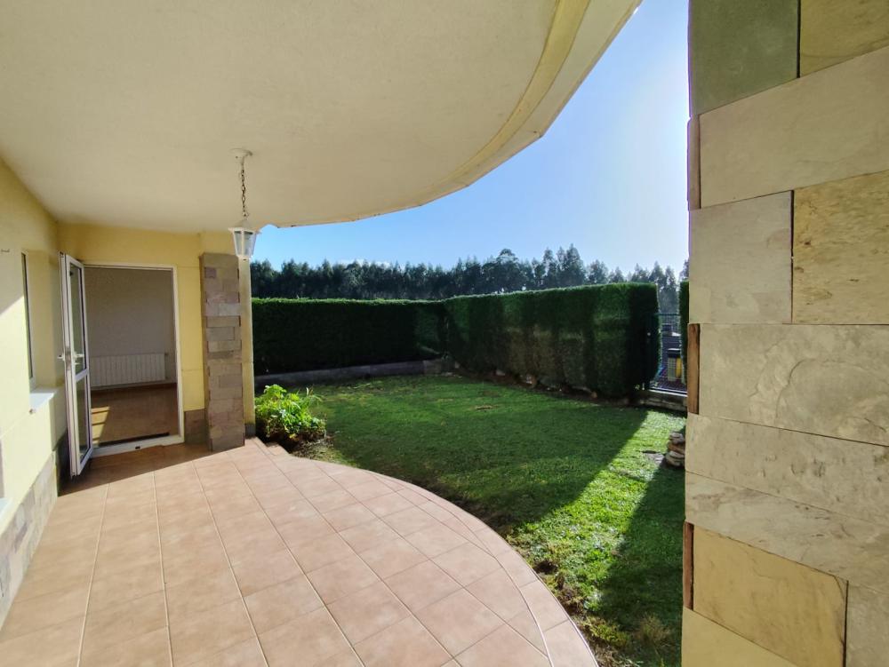  te koop twee-onder-een-kapwoning Uxes Coruña 10