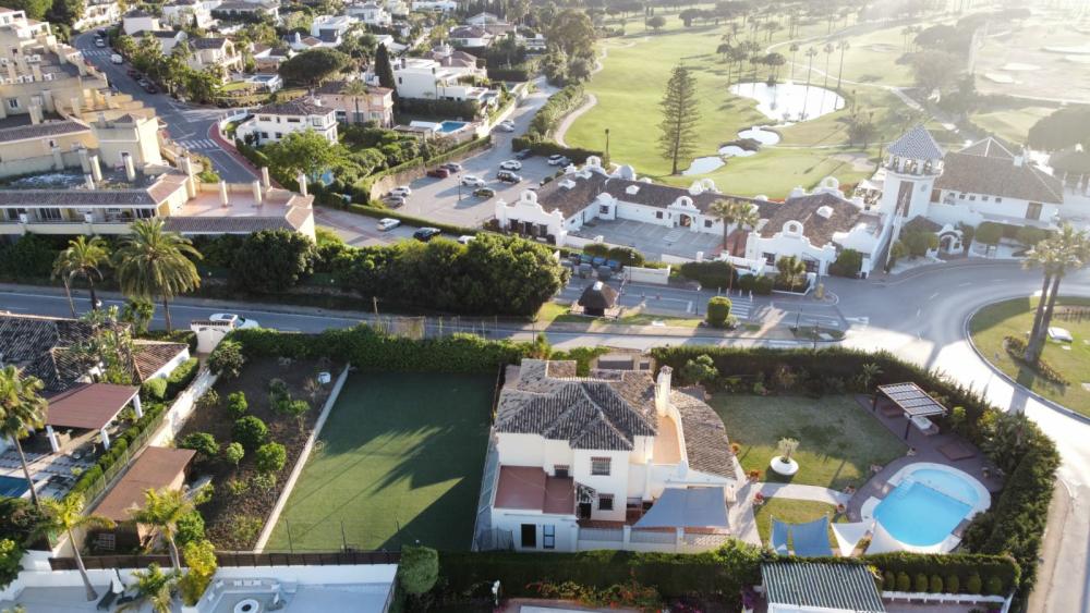  te koop villa Nueva Andalucía Costa Del Sol Occidental 2