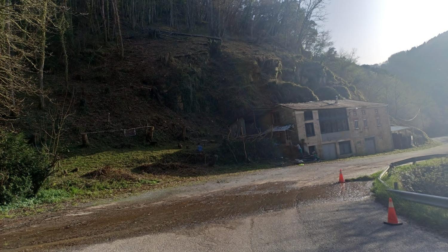  te koop huis Becerrea Ancares 3