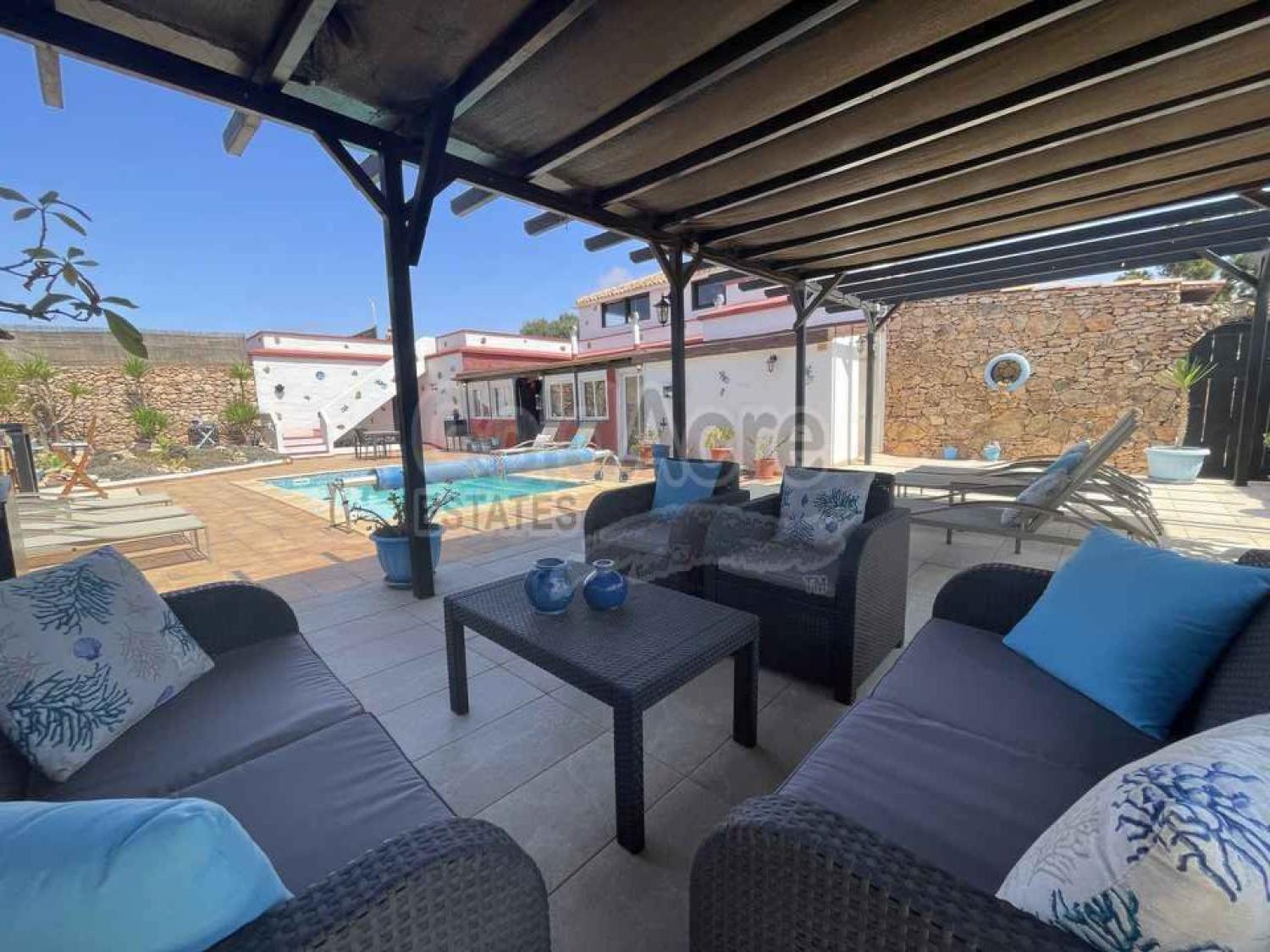te koop bed and breakfast Casillas De Morales Antigua 2