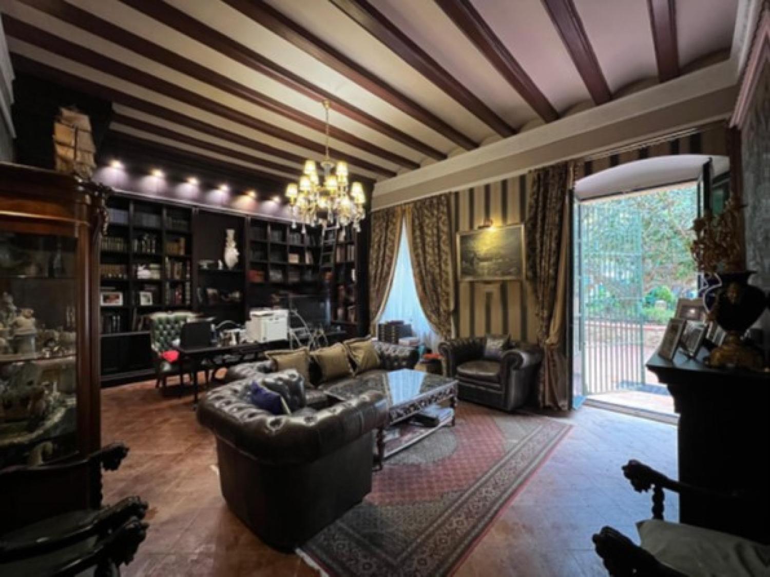  te koop herenhuis Nucli Antic Maresme 28