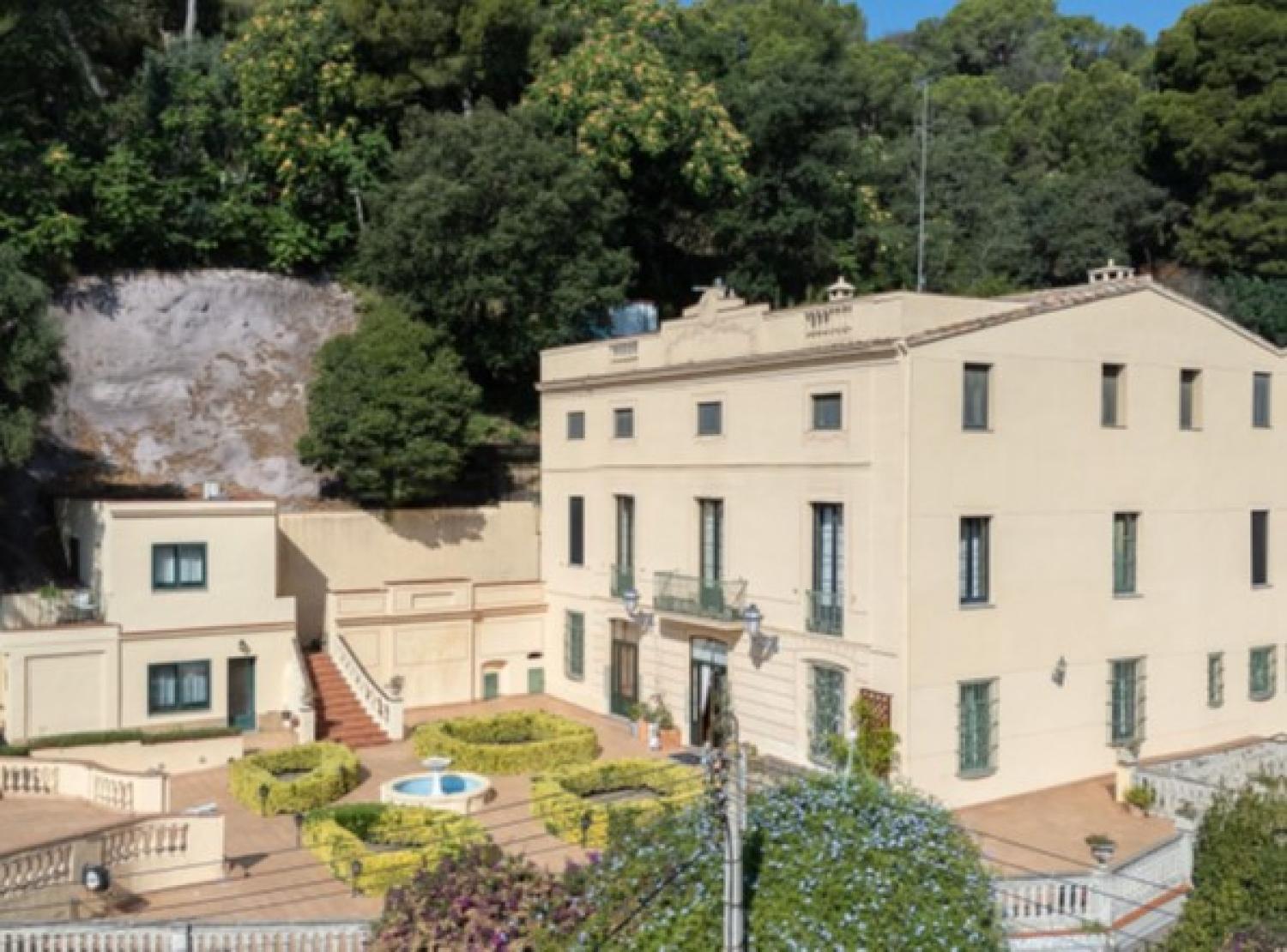  te koop herenhuis Nucli Antic Maresme 64