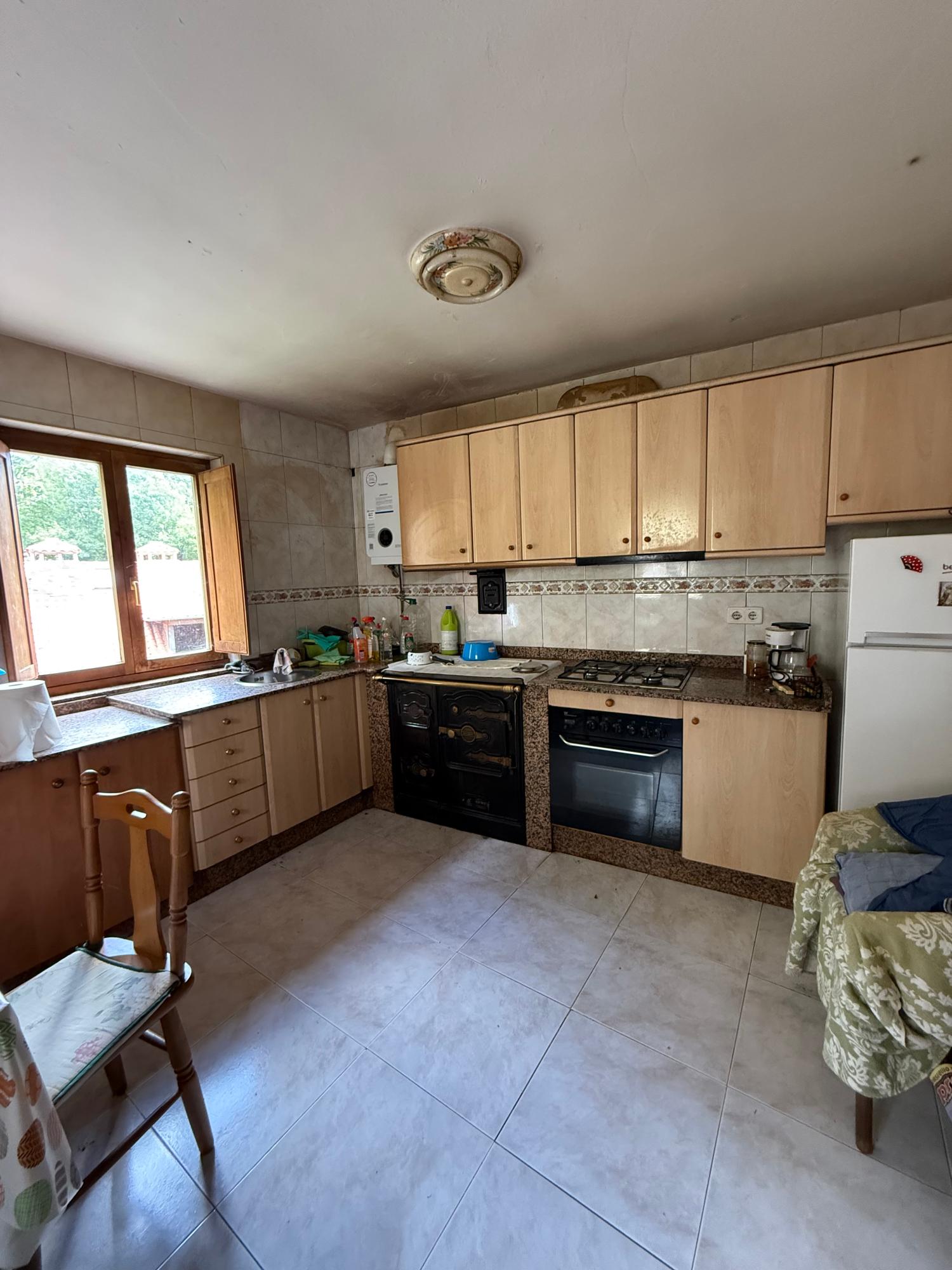  te koop rijtjeshuis Arangas Oriente 8