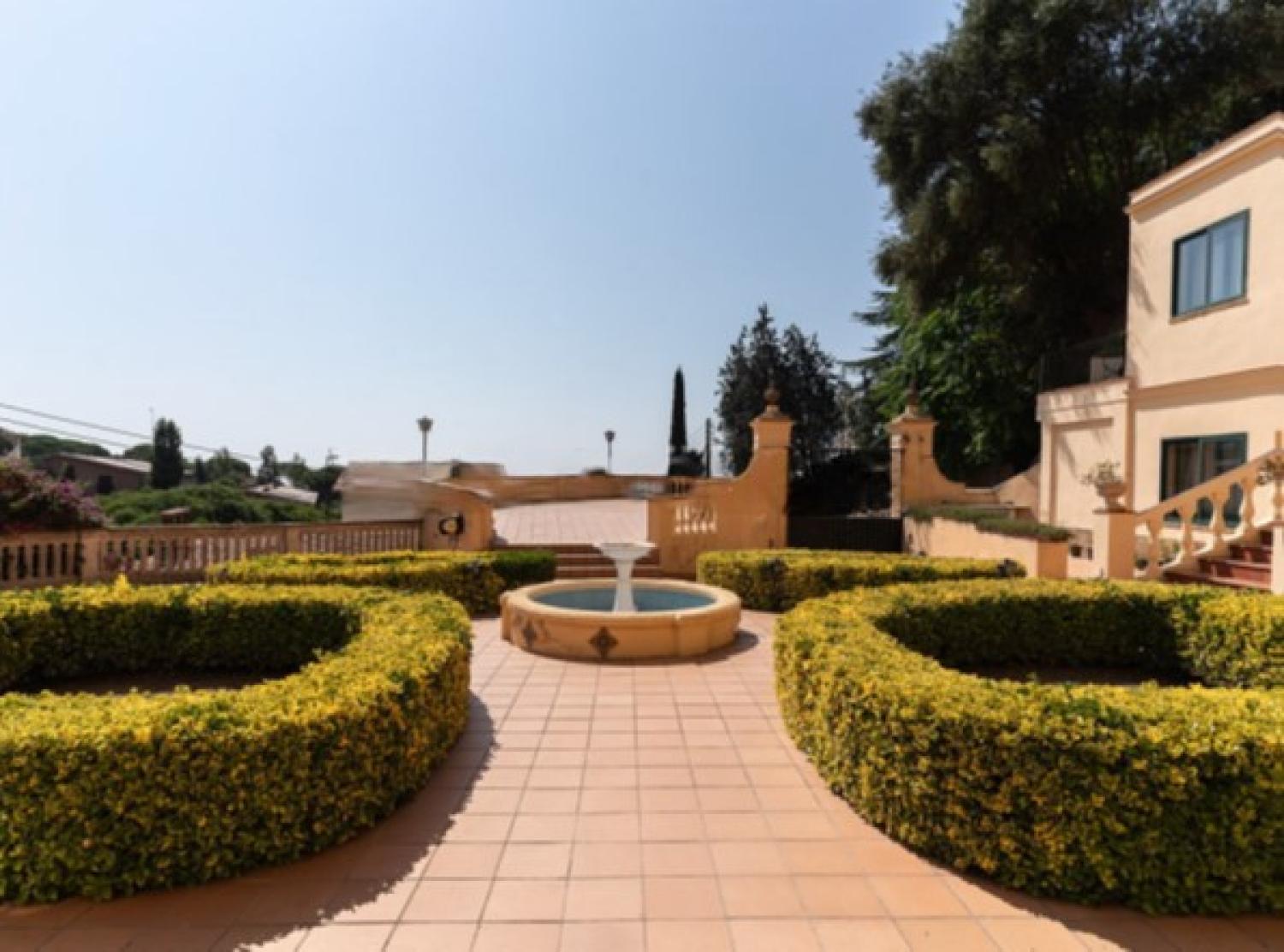  te koop herenhuis Nucli Antic Maresme 55