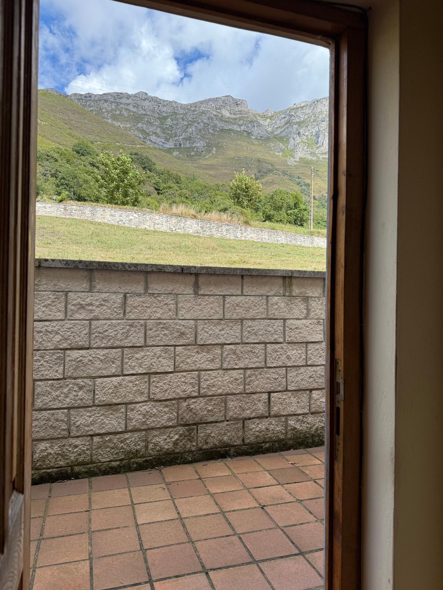  te koop rijtjeshuis Arangas Oriente 11