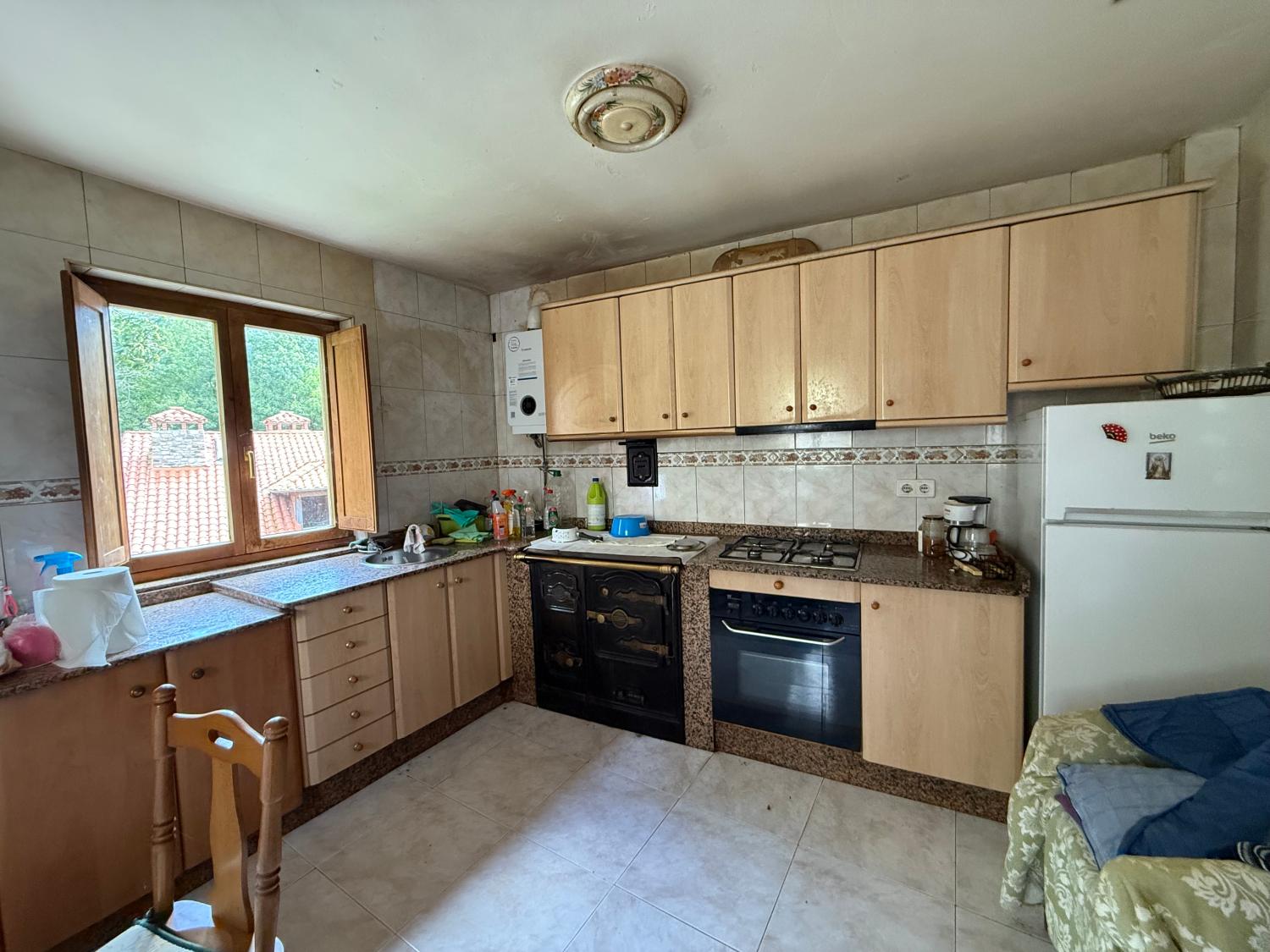  te koop rijtjeshuis Arangas Oriente 7