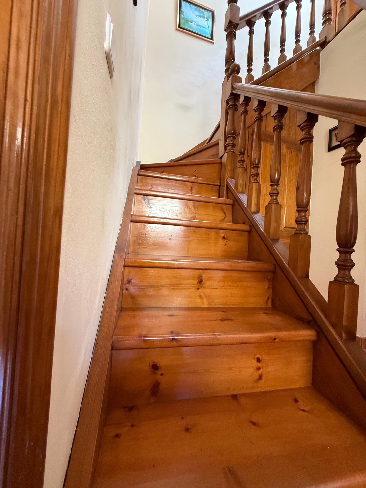  te koop rijtjeshuis Arangas Oriente 16