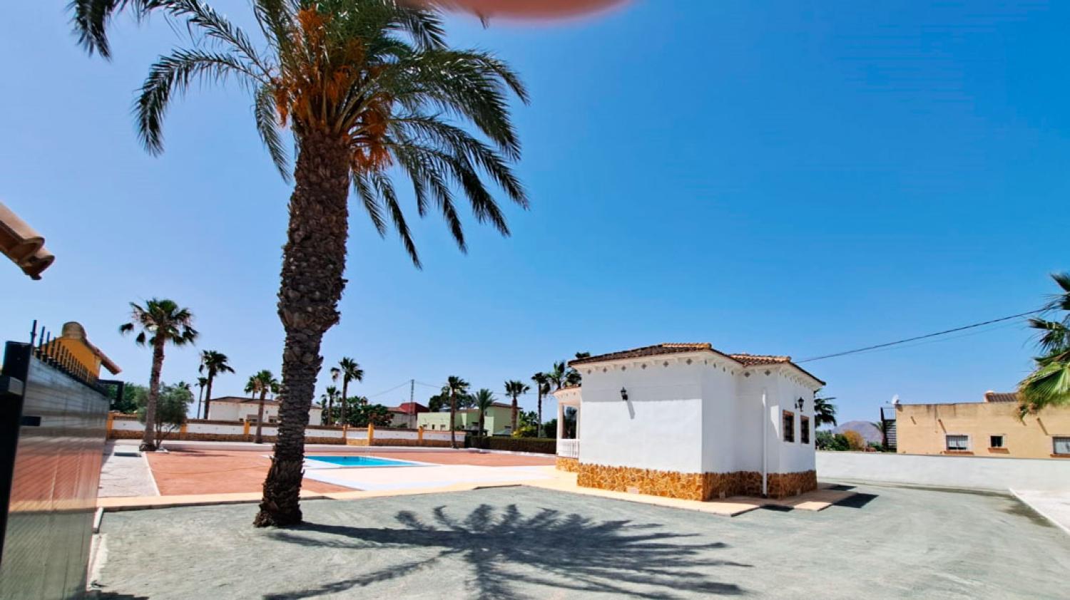  te koop villa Catral Baix Segura 10