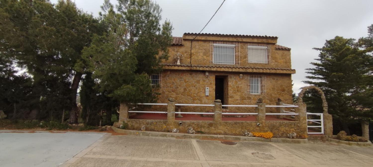  te koop huis La Higuera Monte Ibérico Almansa 3