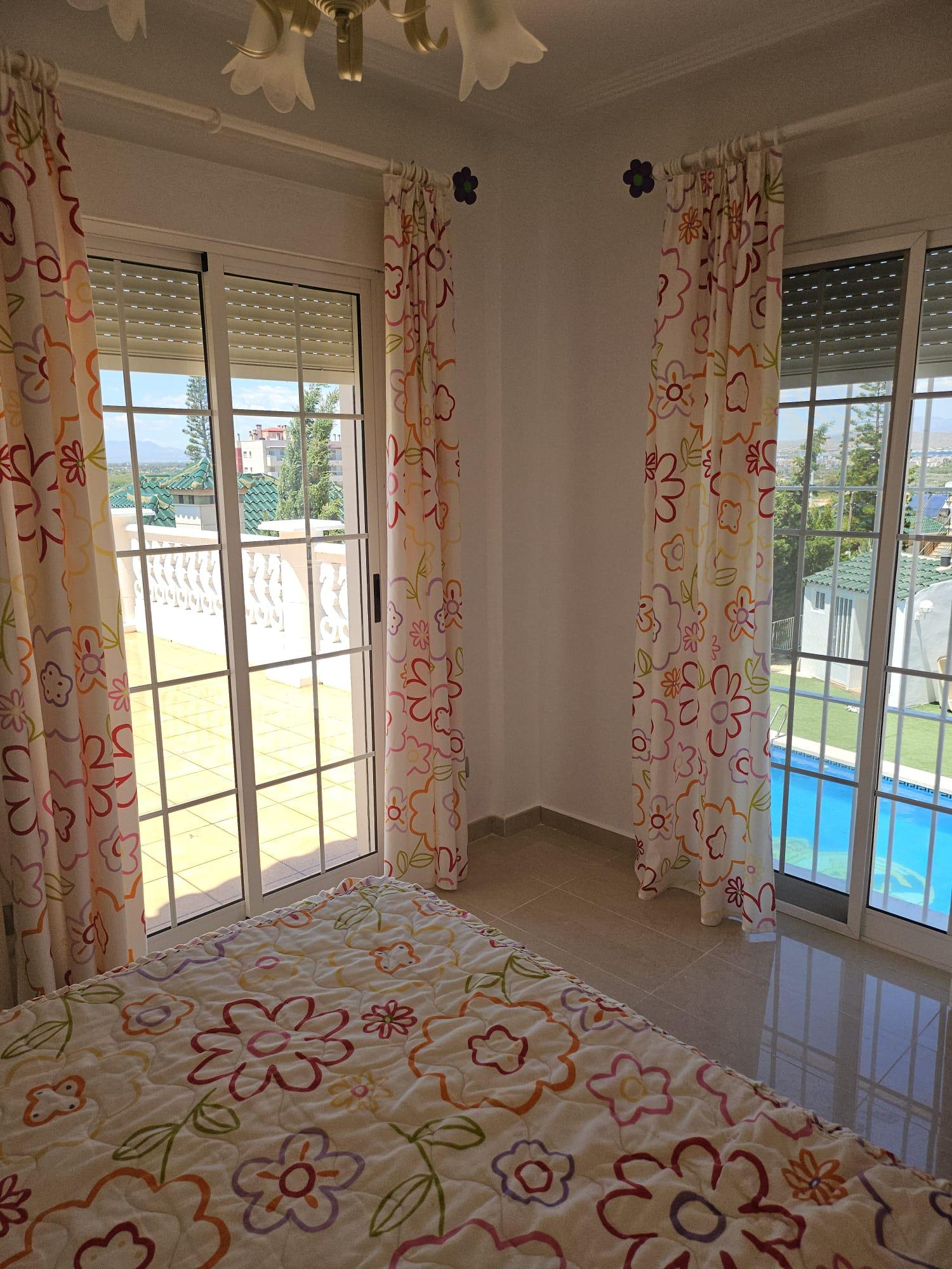  te koop villa Los Arenales Del Sol Baix Vinalopó 28