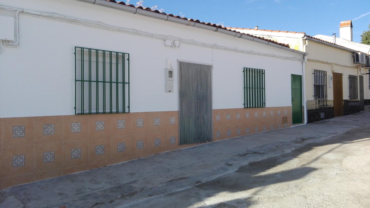  te koop rijtjeshuis Gutar Villas (Las) 2