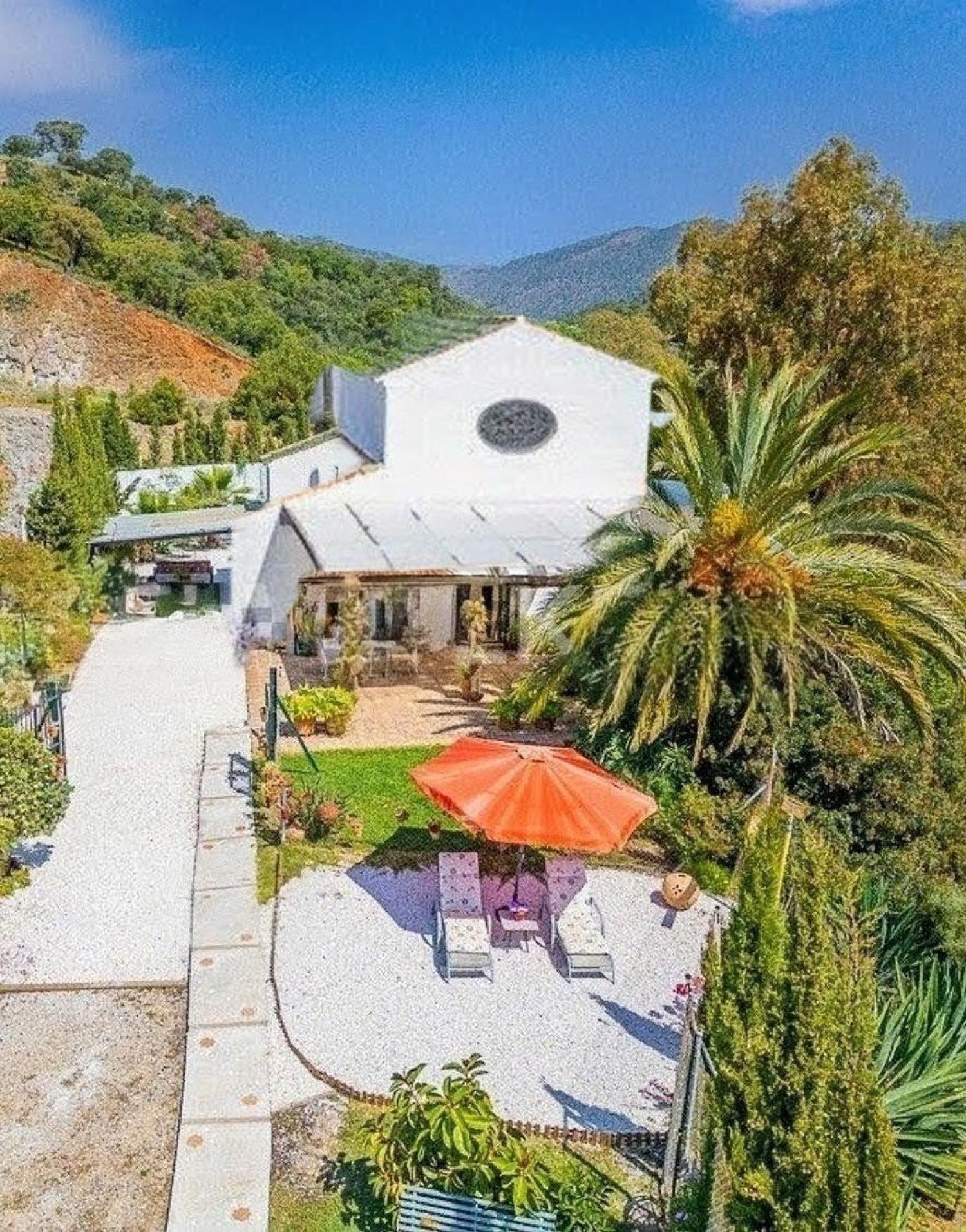  te koop villa Estepona Costa Del Sol Occidental 1