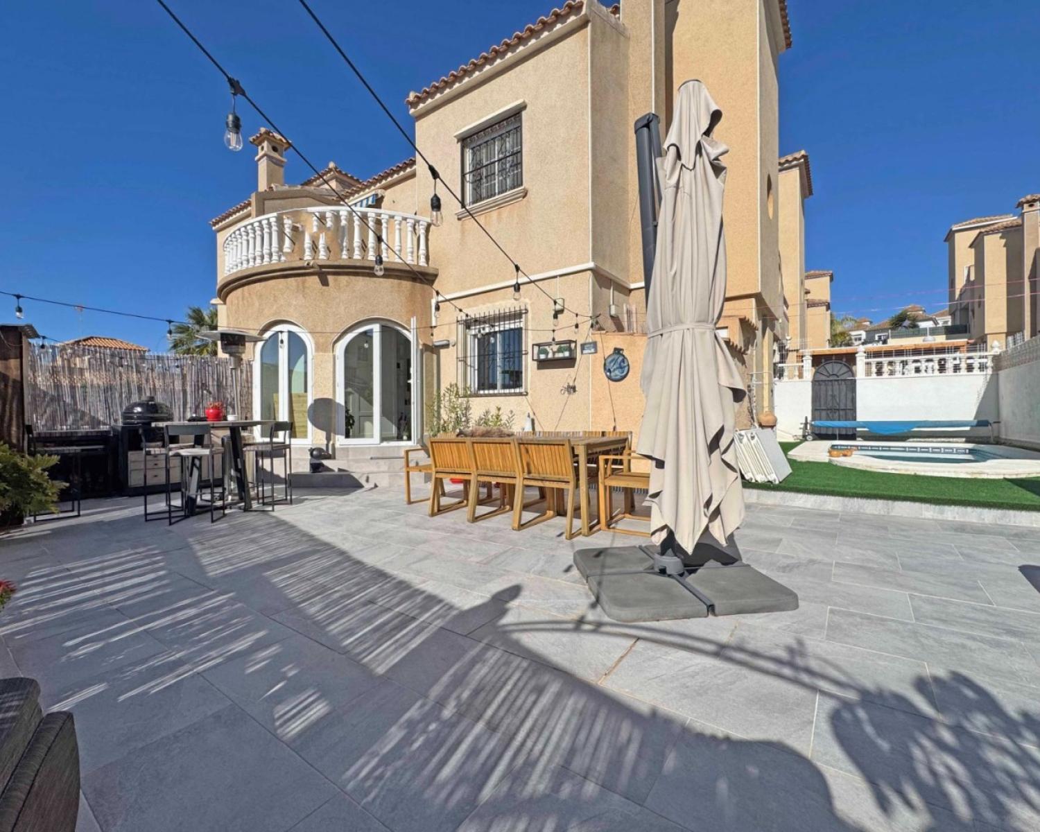  te koop huis Villamartín Baix Segura 2