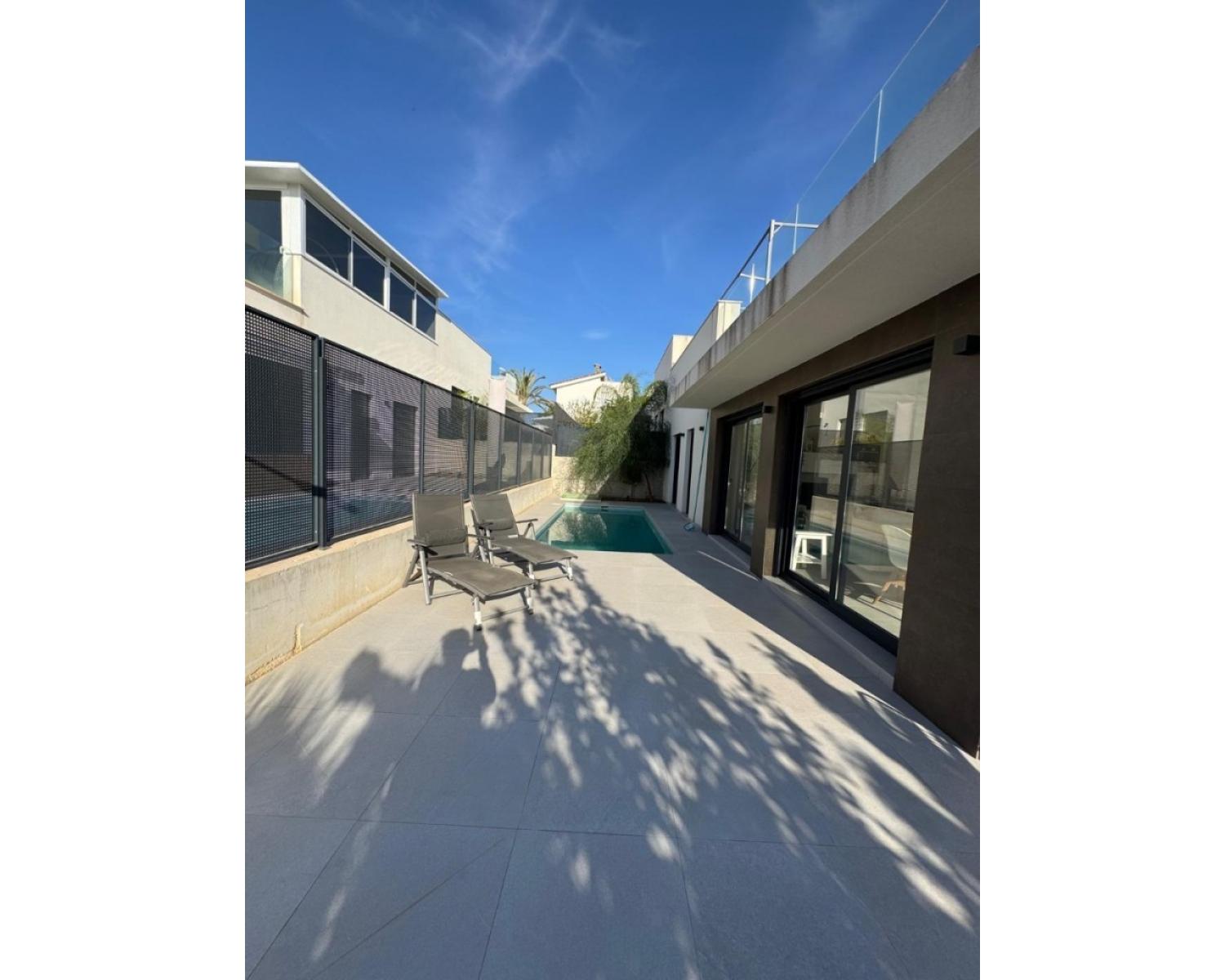  te koop villa San Fulgencio Baix Segura 27