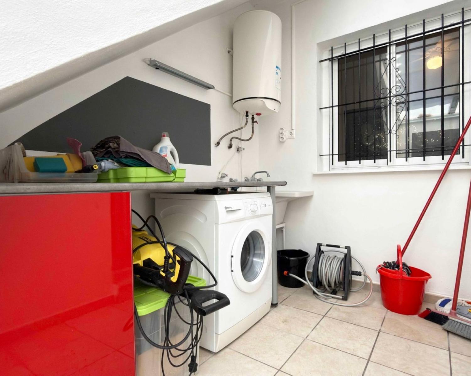  te koop bedrijfsruimte La Zenia Baix Segura 20