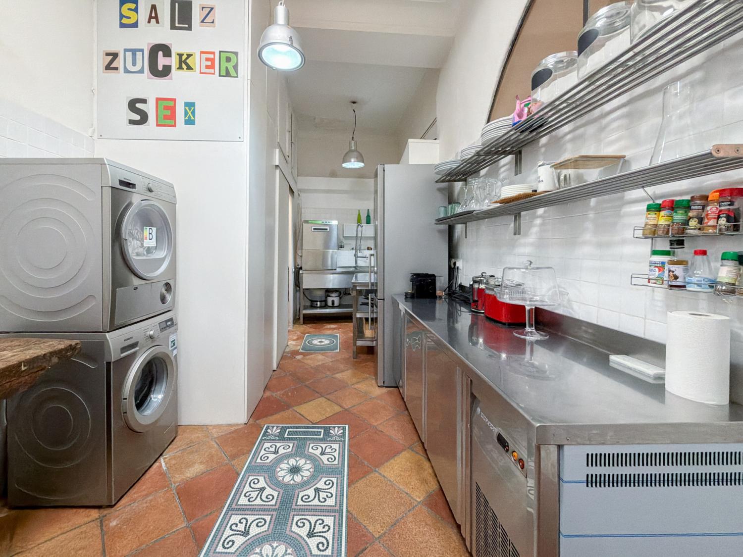  te koop bedrijfsruimte/ kantoor Ciutat Vella-Barceloneta Barcelonès 17