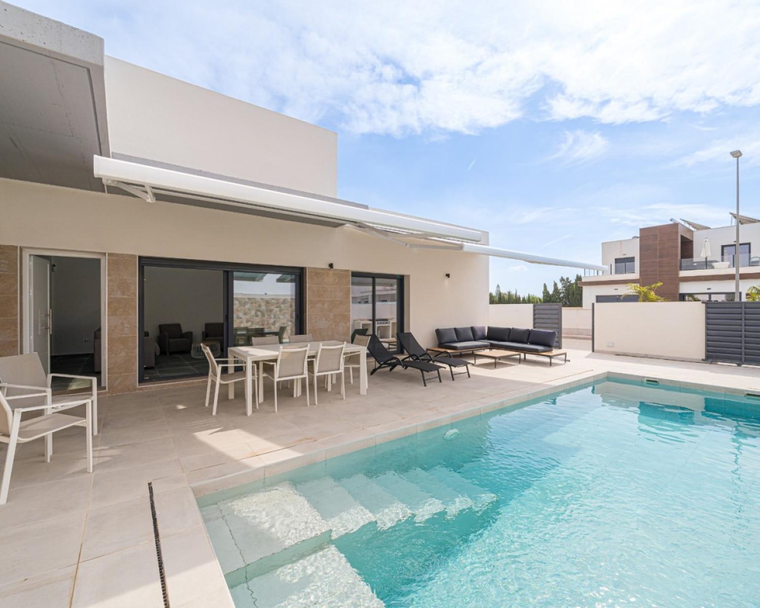  te koop villa Daya Nueva Baix Segura 25