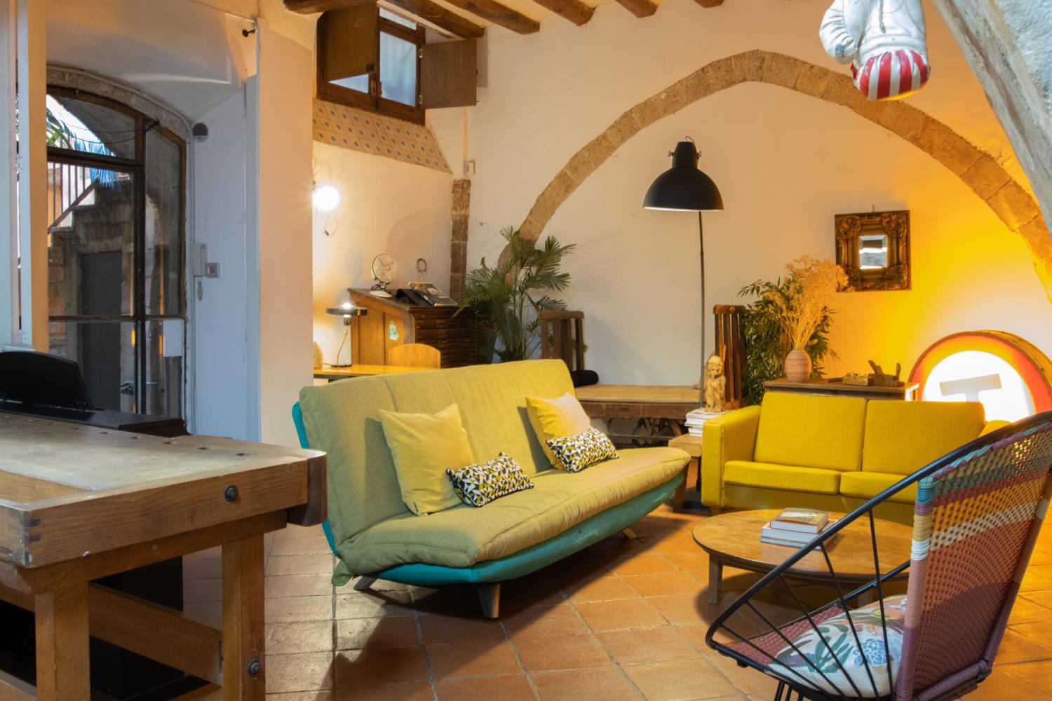  te koop bedrijfsruimte/ kantoor Ciutat Vella-Barceloneta Barcelonès 10