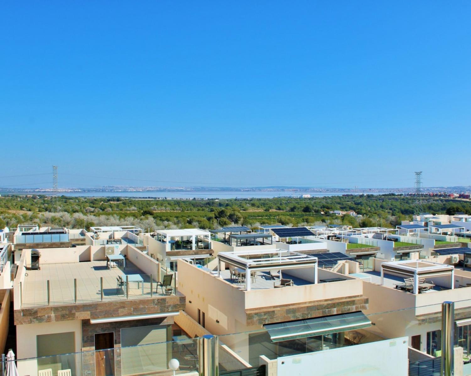  te koop villa Villamartín Baix Segura 12