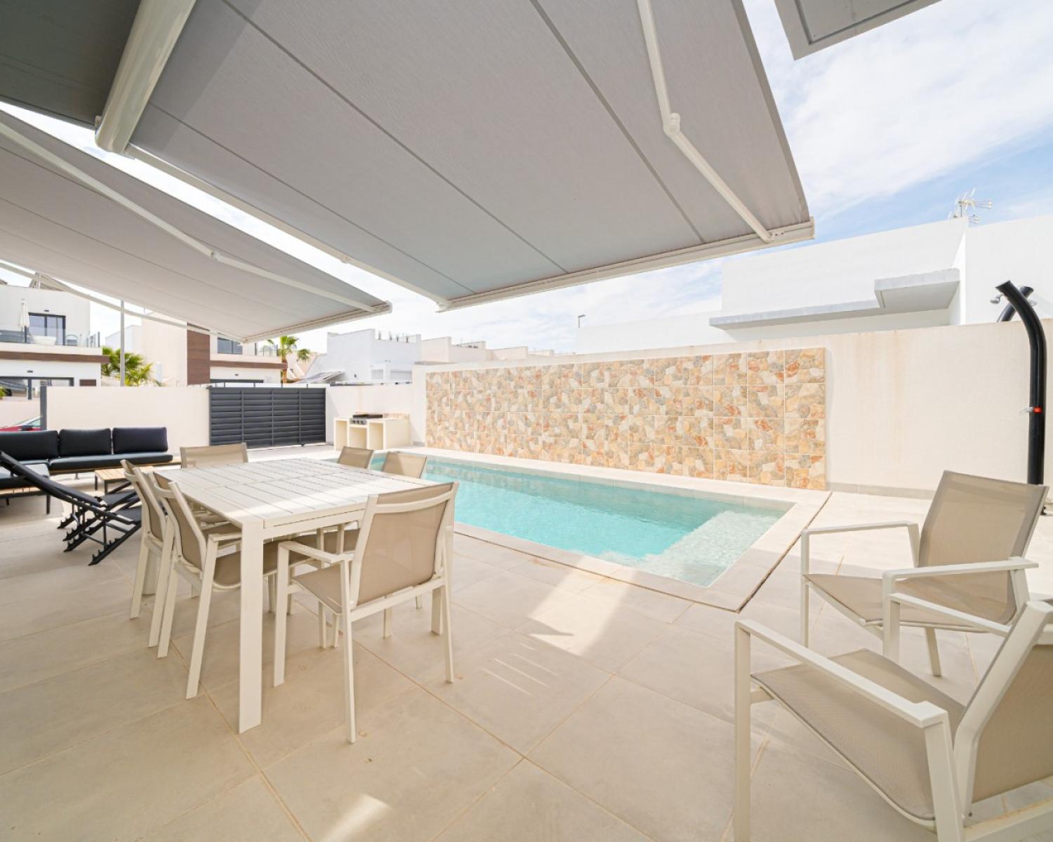  te koop villa Daya Nueva Baix Segura 26