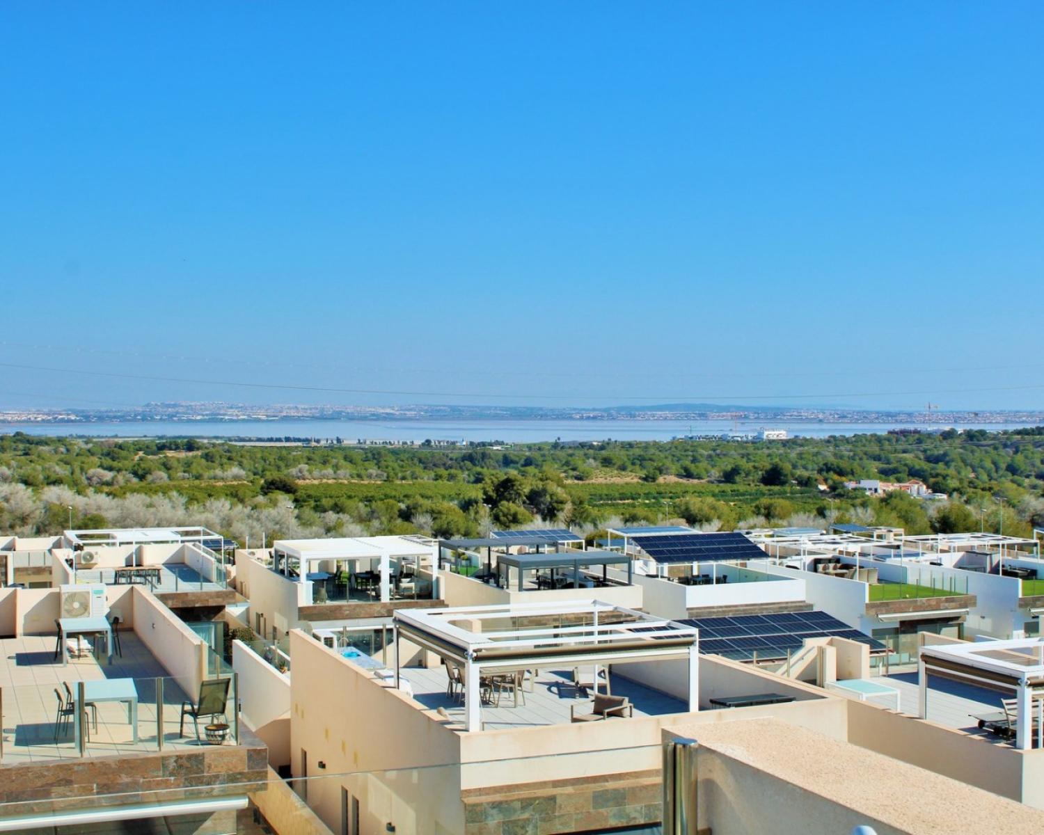  te koop villa Villamartín Baix Segura 13