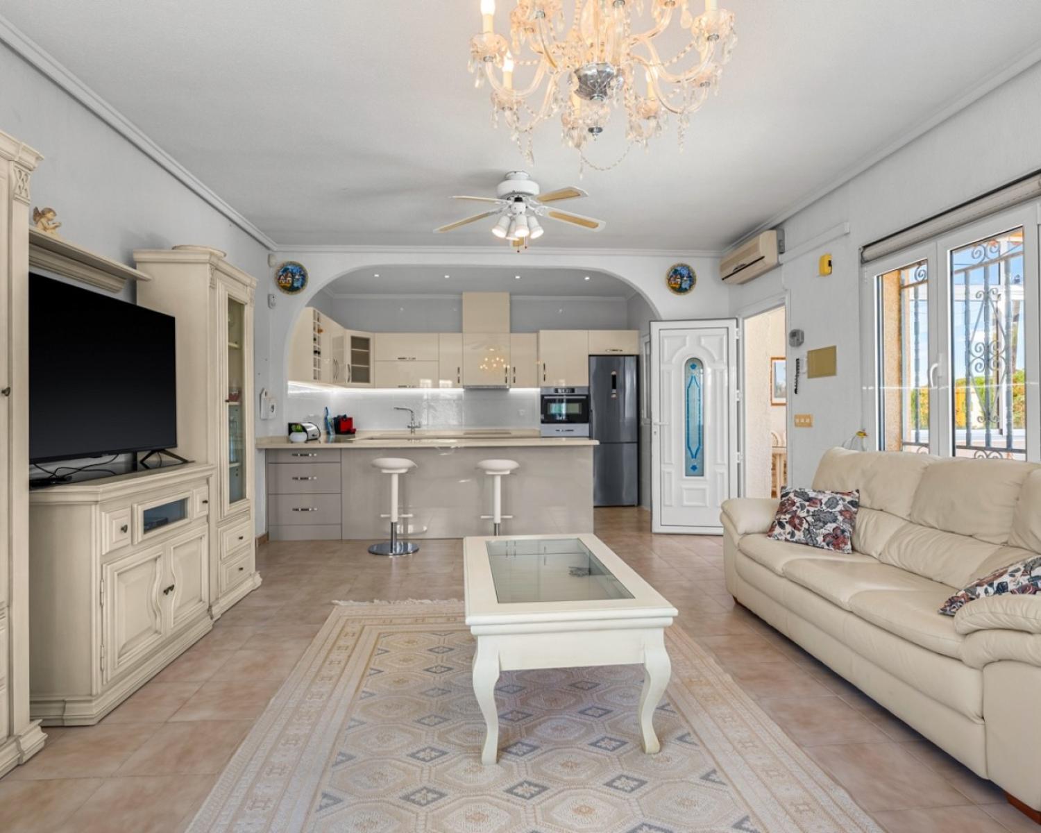  te koop villa Ciudad Quesada Baix Segura 35